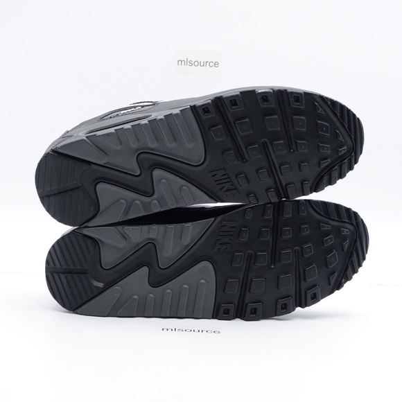 NEW Size 10 Men's Nike Air Max 90 J22 Sneakers DR0145-002 Black/White/Marina - Picture 7 of 9